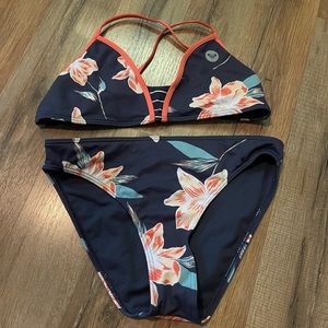 Roxy girls bikini. NWOT size XL 14 never worn